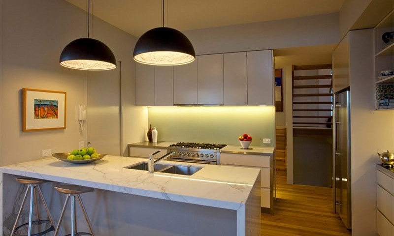 Освещение над кухонным столом на кухне — выбор подходящих светильников и ламп